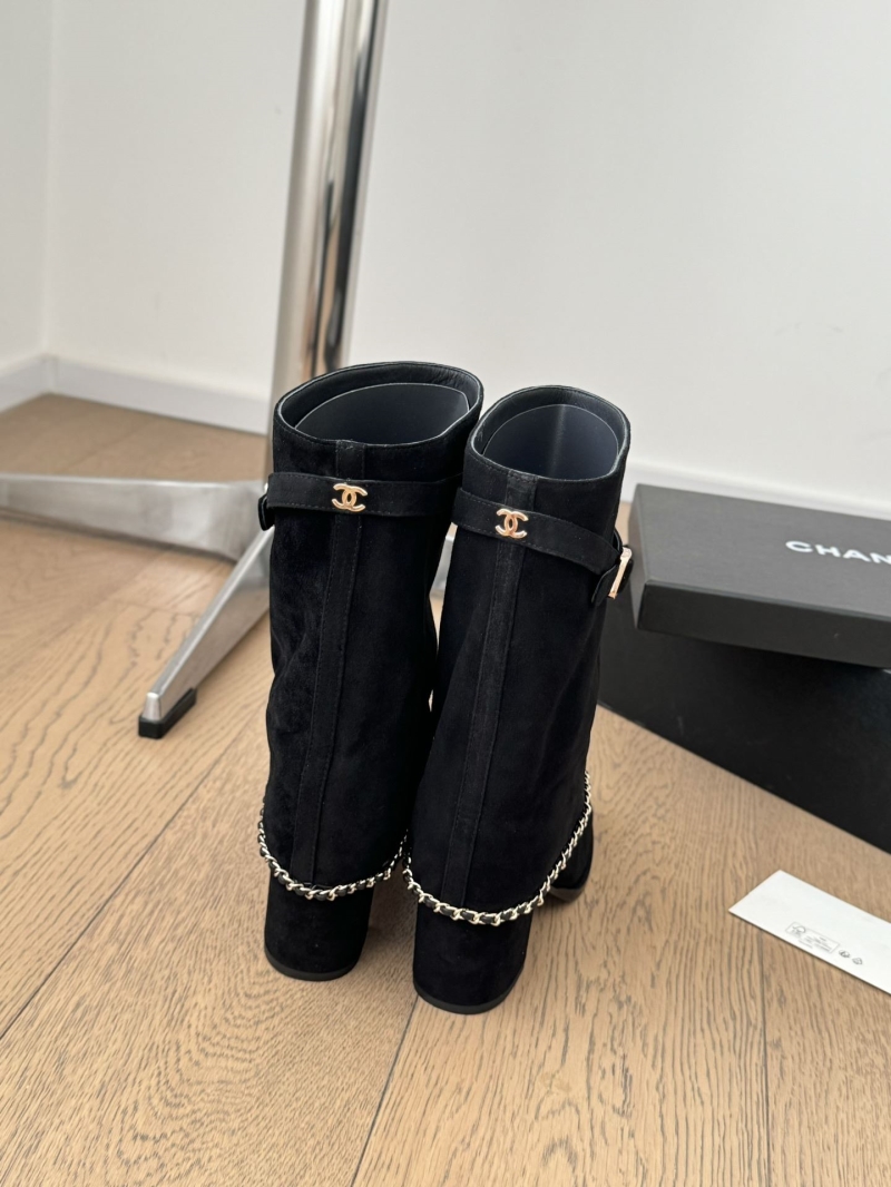 Ch**el boots